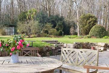Enjoy sitting outside and dining al fresco.