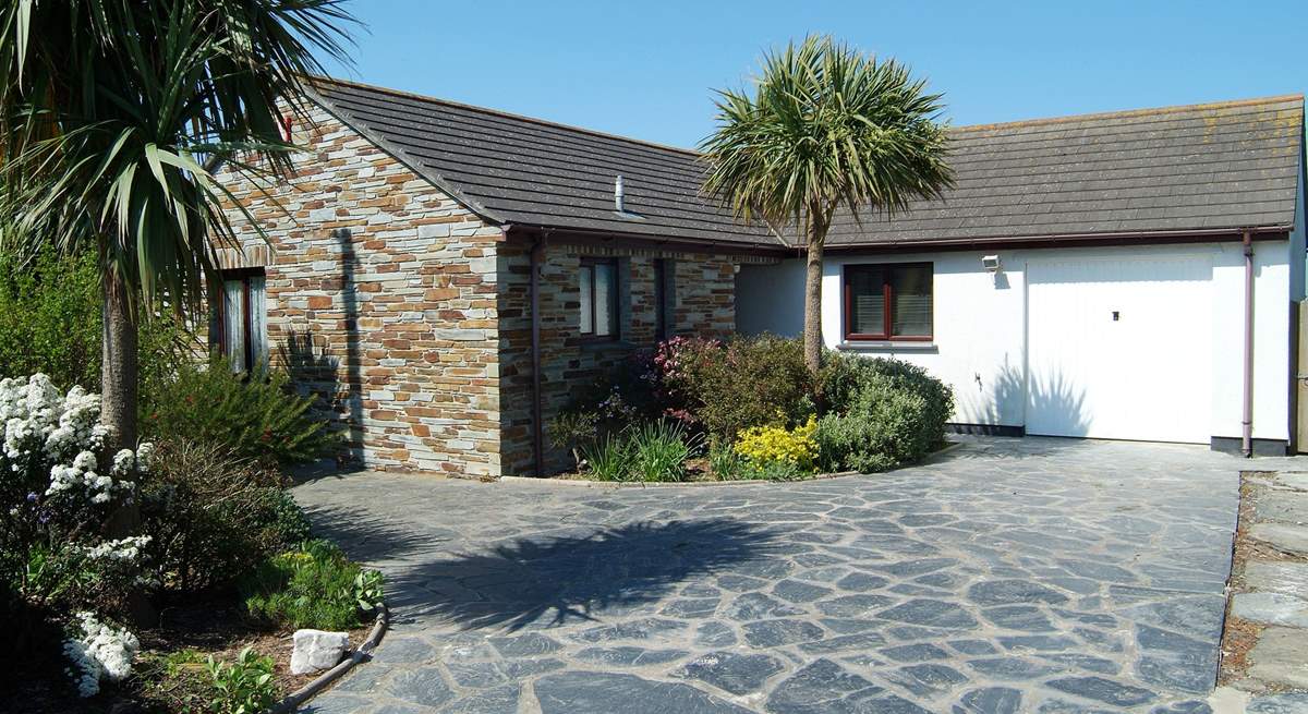 The approach to Bossiney View.