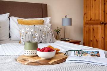 Enjoy holiday treats in bed.