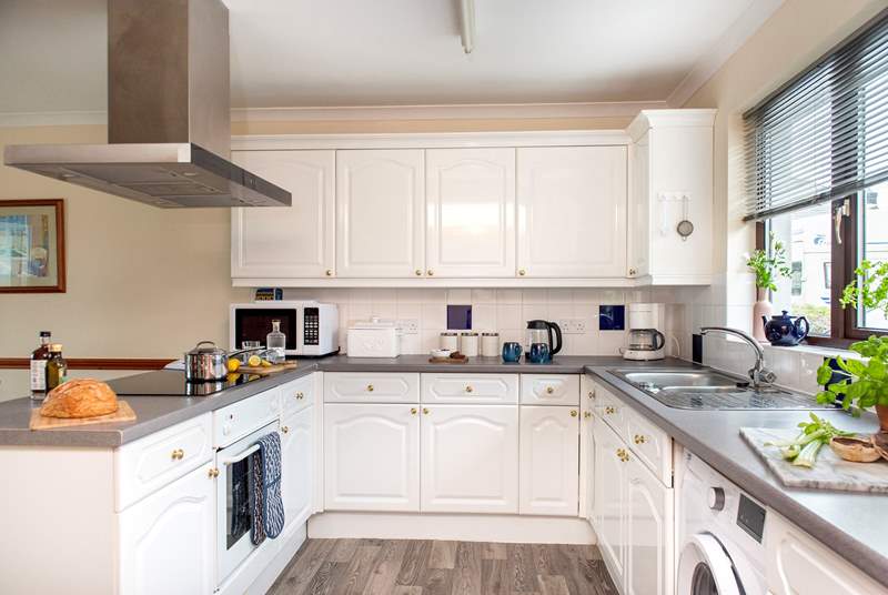 Cook up your holiday treats in Bossiney View's kitchen.