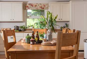 Plenty of space to gather with your loved ones.