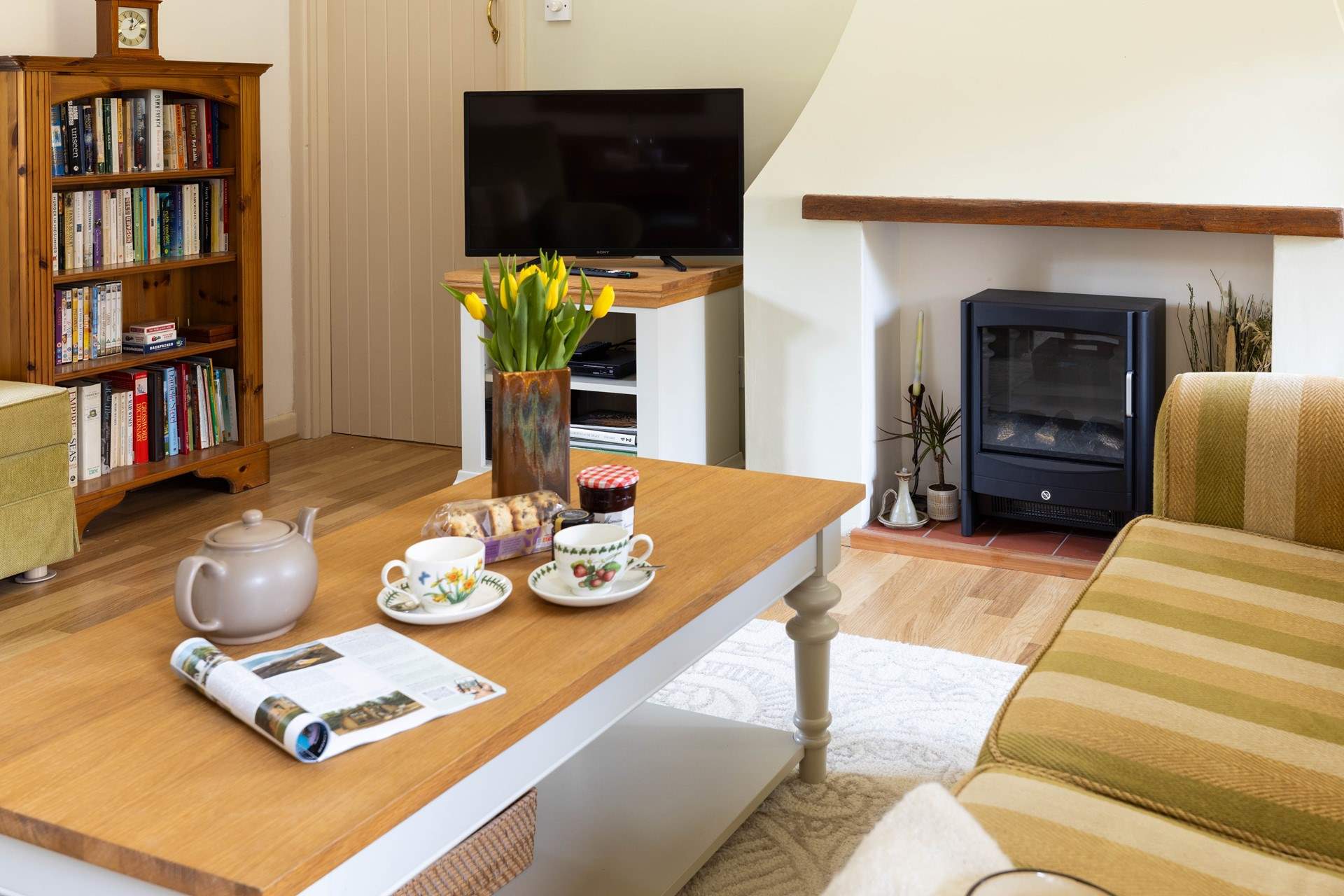 Relax in comfort whilst planning tomorrow's excursions.