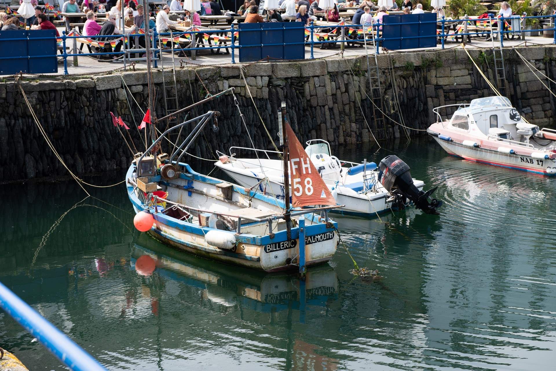 Custom House Quay is a short stroll away.