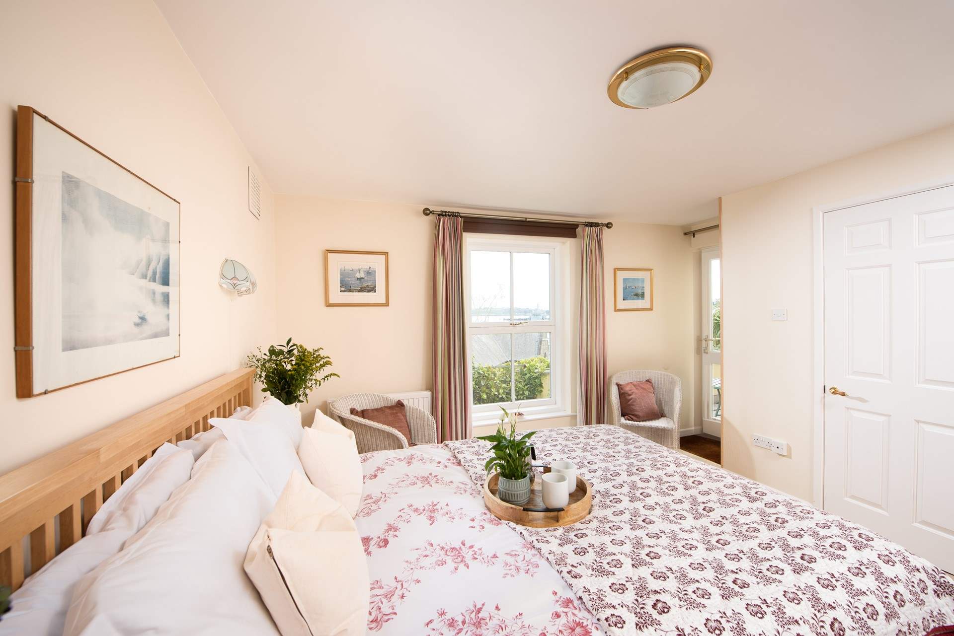 Delightful bedroom 1.