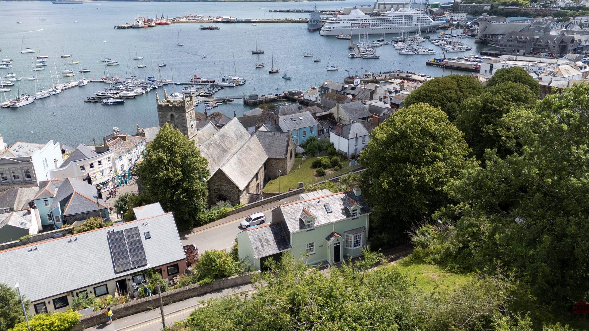 An aerial view of Chy Lowens amazing position.