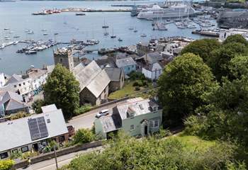 An aerial view of Chy Lowens amazing position.