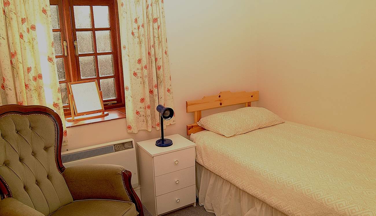 One of the single bedrooms (Bedroom 2).