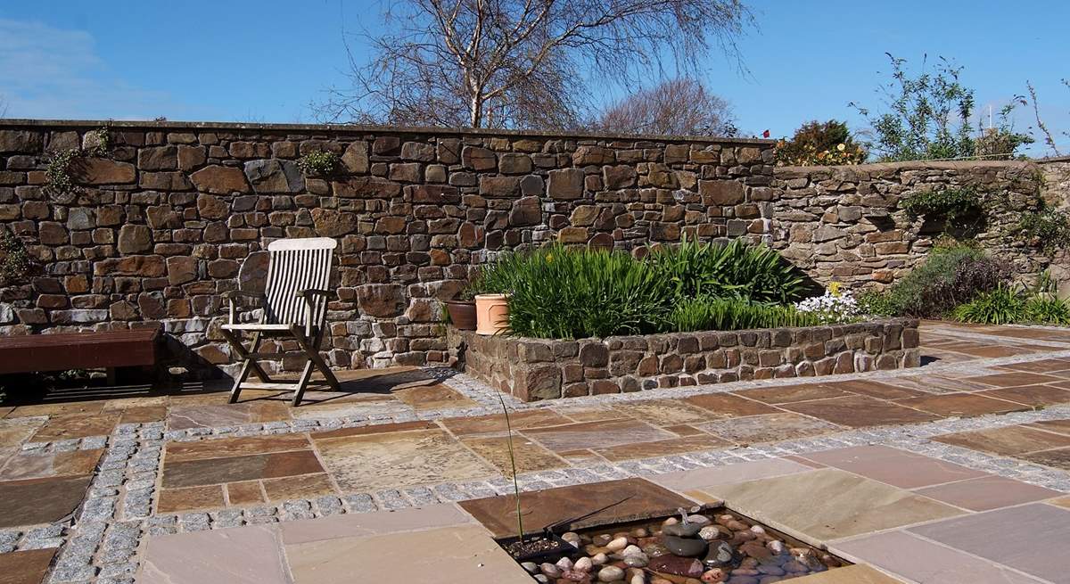 Another view of this huge sunny patio.