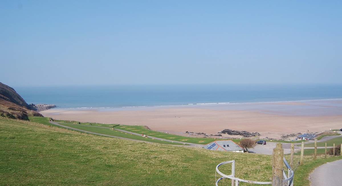 The owners kindly provide you with a parking permit for the private car park at Putsborough beach, one and a half miles from the cottage.