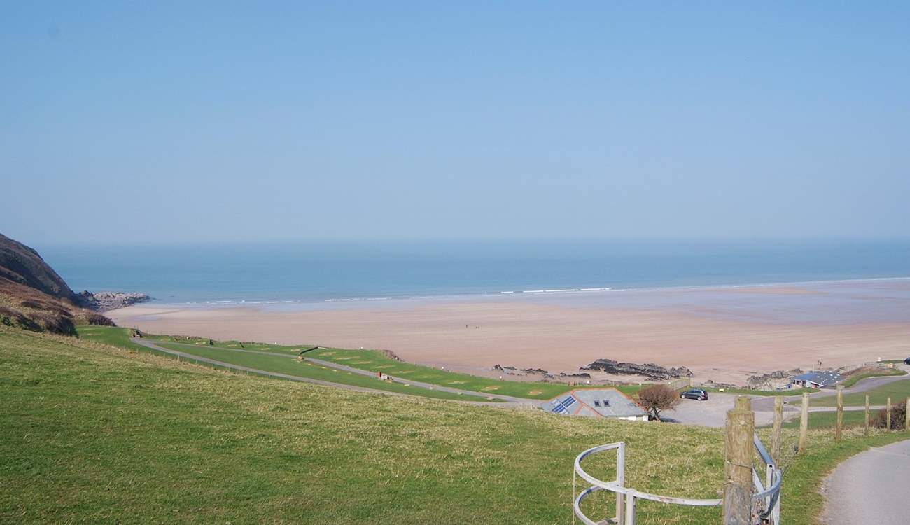 The owners kindly provide you with a parking permit for the private car park at Putsborough beach, one and a half miles from the cottage.