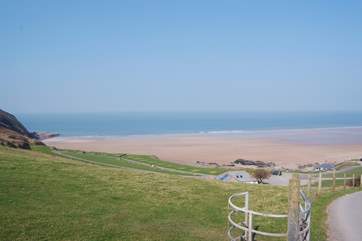 The owners kindly provide you with a parking permit for the private car park at Putsborough beach, one and a half miles from the cottage.