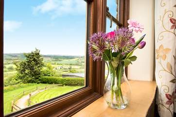 ...and wonderful countryside views across the Lynher Valley.