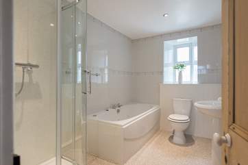 The family bathroom on the ground floor.