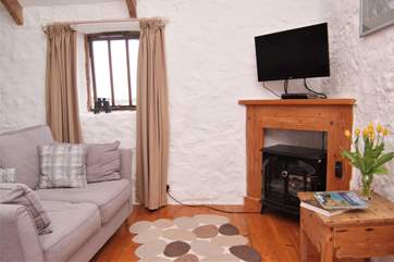 Relax in front of the electric stove.
