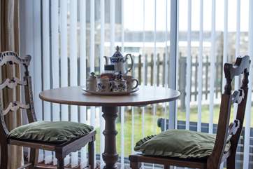 Bird watch from the dining-area.
