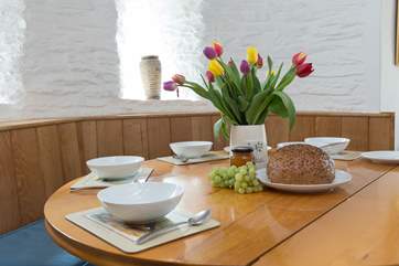 Off the kitchen is a lovely breakfast-area.