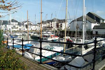 The Port Pendennis marina is only 50 metres from Marina View.