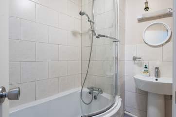 Bathroom 2 is on the second floor, set between bedrooms 2 and 3.