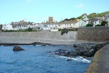 Cliff House is the first white cottage on the right-hand side of the picture.