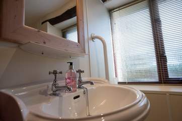 There are grab rails in the wet-room.