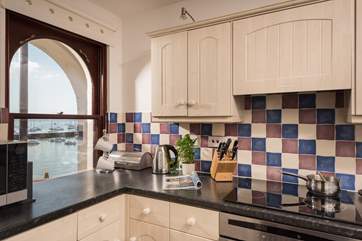 Enjoy making a cup of tea with views of the sea.