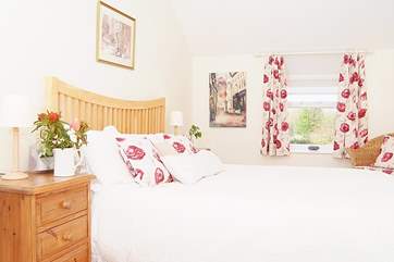This is the double bedroom.