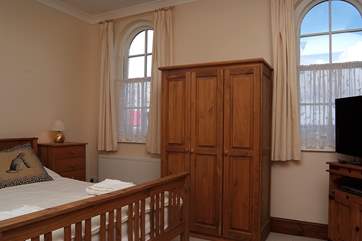 The en suite master bedroom (Bedroom 1).