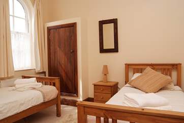 The pretty twin Bedroom 2.
