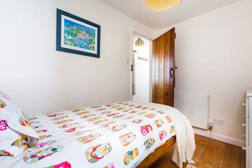 The single bedroom is great for an adult or child with the bathroom right next door.