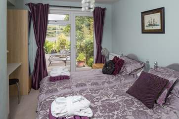 Bedroom 5 made up as twin beds.