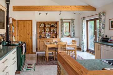 The twin-room is bright and cheerful.
