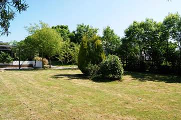 Looking back from the end of the huge play-area towards the barbecue-area at its centre.