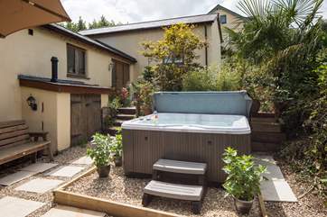 What better way to while away the evening than a soak in the bubbling hot tub.