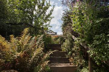 There are steps leading up to the beautyifully manicured terraces. Please take care.