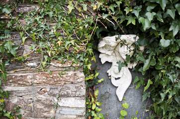Delightful touches all around the garden.