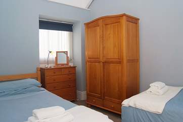 The twin bedroom (Bedroom 2).