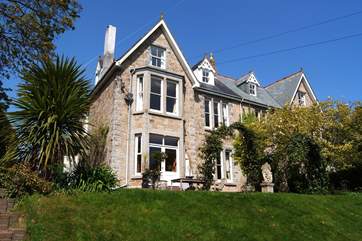 Riverside is the top floor of this Victorian house (photo taken from the Owners' garden; Riverside's decked terraced is on the other side of the house).