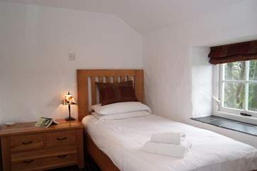 The single bedroom (Bedroom 3).