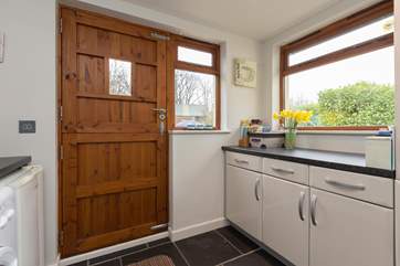 There is a useful utility-area as you come into the cottage. Great for your walking boots and for drying off the dog.