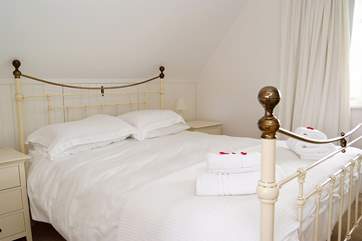 The first floor bedroom with en suite (Bedroom 5).