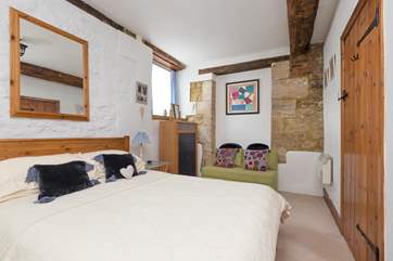 This is the double bedroom.