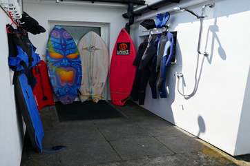 The outside area is perfect for washing and drying wet suits. There is also an external hot shower (spring - autumn use only).