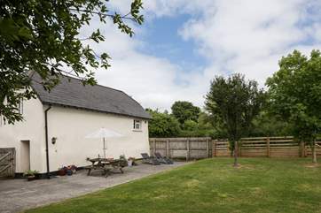 Oodles of space at your disposal in this lovingly maintained garden.