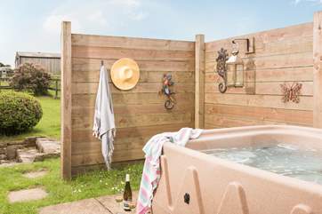 The hot-tub is behind the barn and in its own little enclosure so privacy is guaranteed.