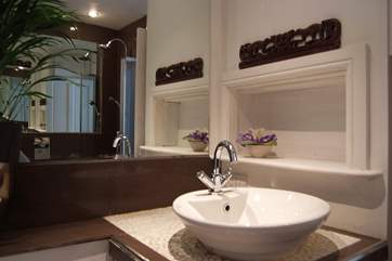 The stylish bathroom.