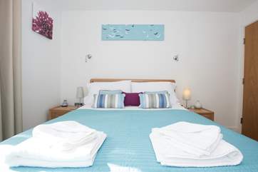 The double bedroom.
