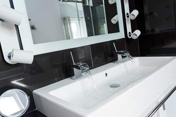 The his and hers wash-basin in the double bedroom.