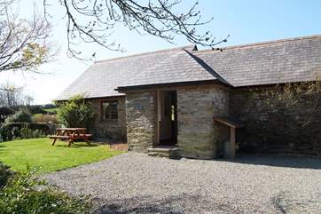 The private garden and parking-area are at the 'front' of the cottage.