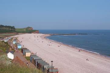 The long stretch of pebbled beach at Budleigh Salterton.