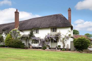 Legars Cottage is a beautifully restored period cottage in a very peaceful rural setting ( with a wonderful Michelin rated pub a stroll away! ).